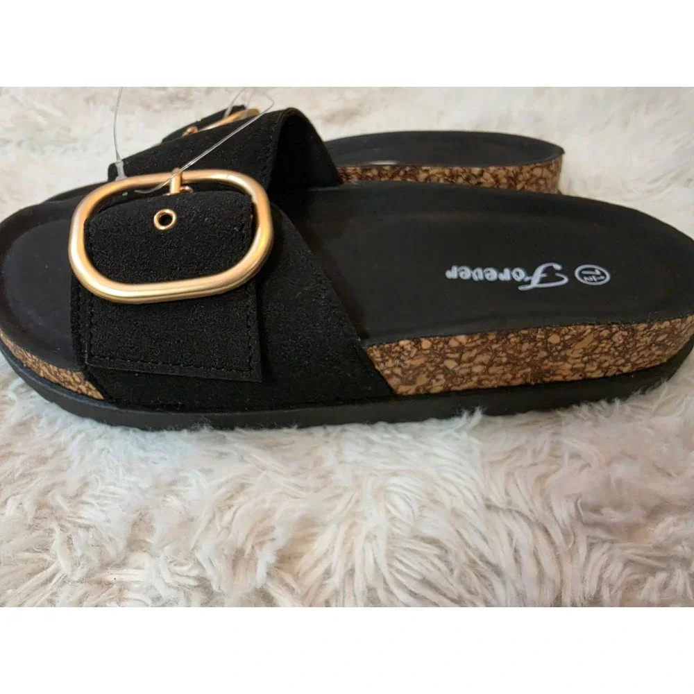 NWT Forever Comfort Black Big Buckle Cork Footbed Slide Sandals Size 7.5